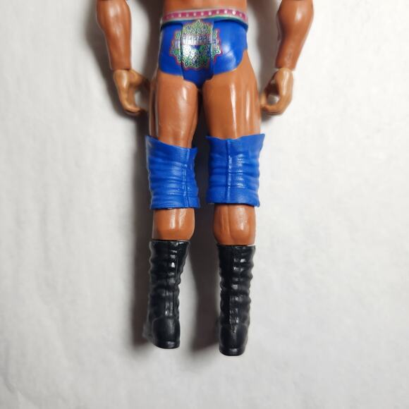 WWE Jinder Mahal 7" Wrestling Figure 2017 With Knee Pads Loose Pre-owned - Picture 5 of 7